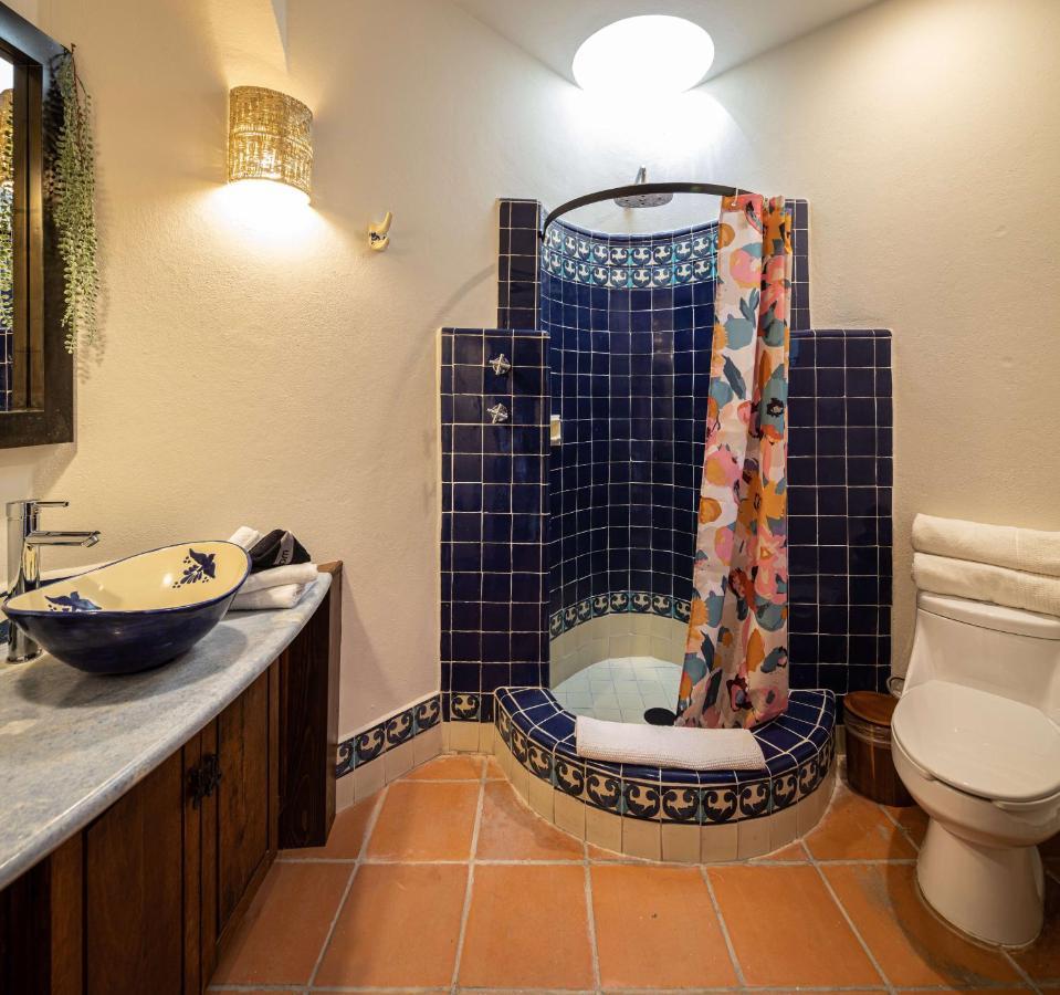 Rooftop Jacuzzi! Country-Style 4 Bedroom Cottage San Miguel de Allende Eksteriør bilde