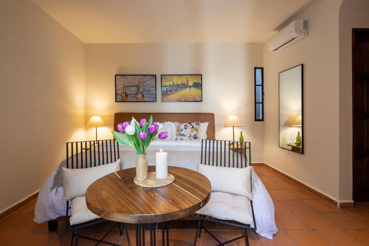 Rooftop Jacuzzi! Country-Style 4 Bedroom Cottage San Miguel de Allende Eksteriør bilde